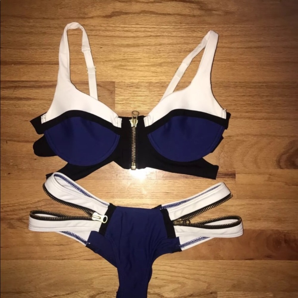 Beach Bunny